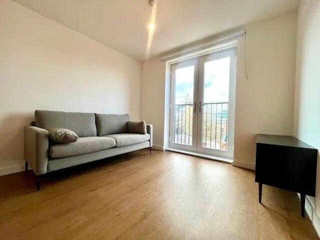 Apartment for rent in The Haulgh, Lee Bank
