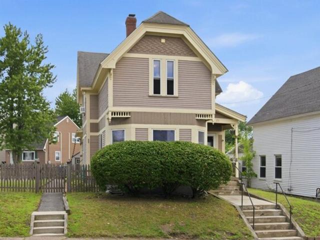 House for sale in New Hampshire