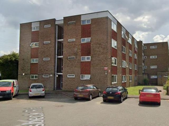 Studio for rent in Brickhill, Bedford