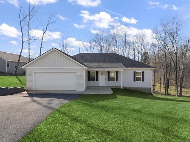 House for sale in Adolphus, Kentucky
