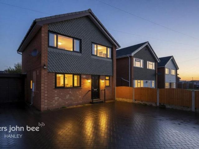 House for rent in Fenton, Stoke-on-Trent