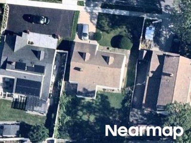 House for sale in Stearns Park, Village of Freeport