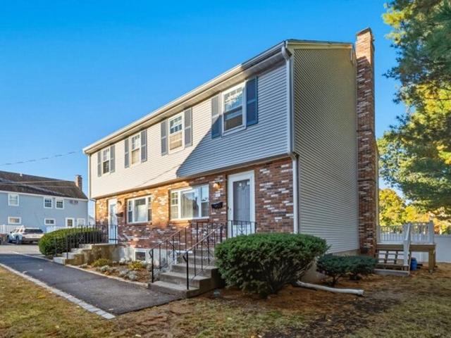 Condo for sale in Arlington, Middlesex County