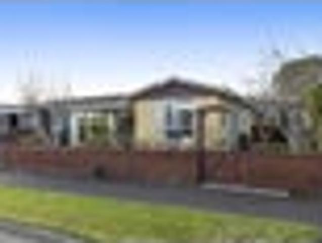 Apartment for sale in Bishopdale, Canterbury
