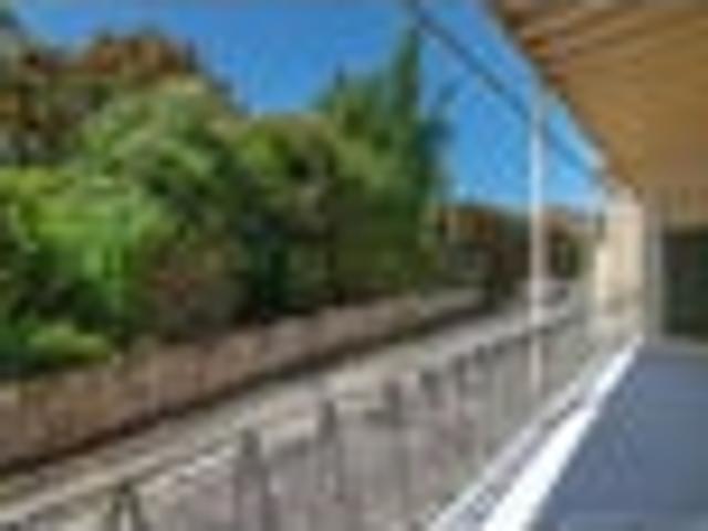 Apartment for sale in Narrow Neck