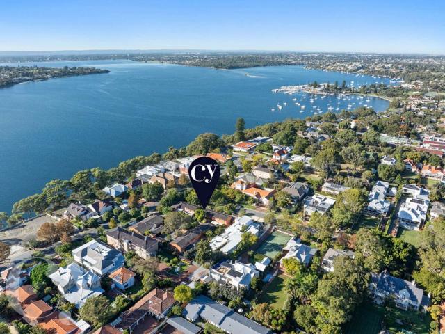 Villa for sale in Claremont