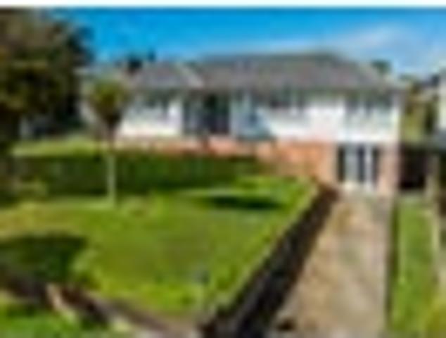 House for sale in Blockhouse Bay, Oroua County