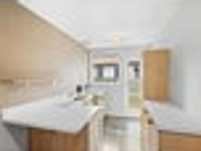 House for sale in Chaslands, Canterbury