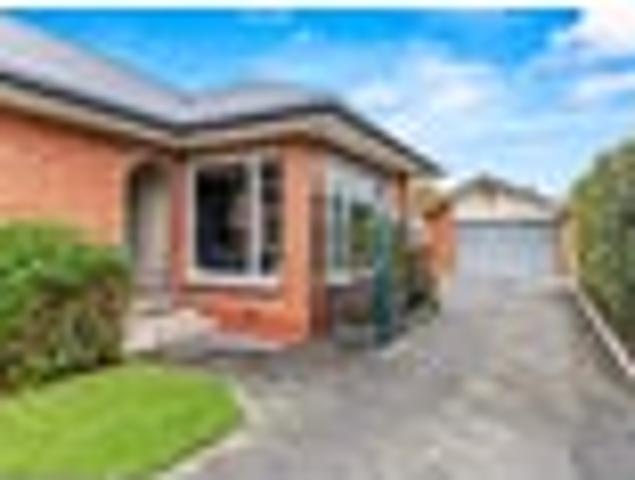 House for sale in Saint Albans, Canterbury