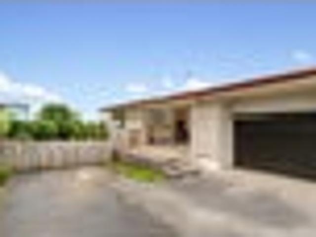 House for sale in Awhitu