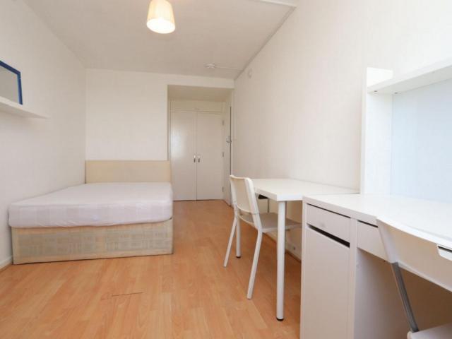 Room for rent in Bethnal Green, Greater London