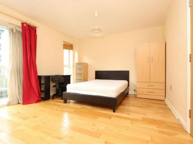 Room for rent in Maryland, Greater London