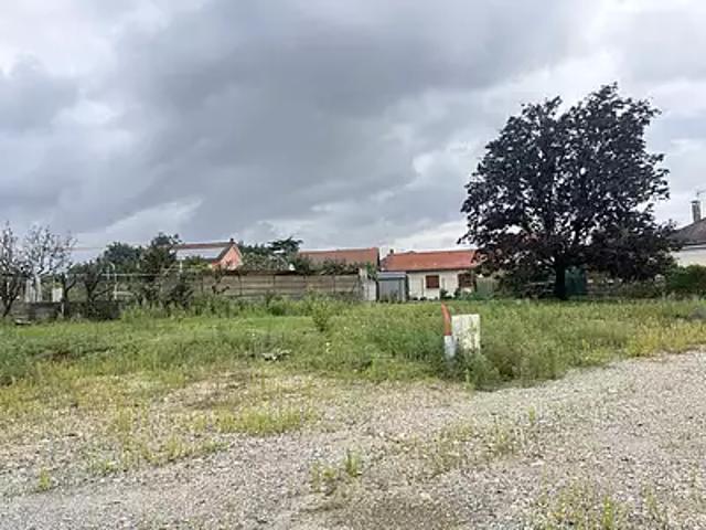 Terrain vente à France métropolitaine, Décines-charpieu