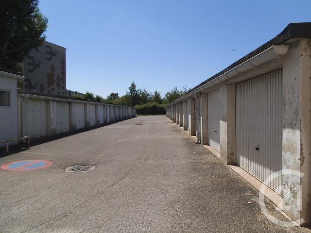 Garage vente à Lyon, Métropole de Lyon