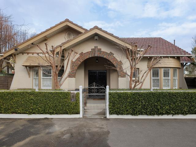 House for rent in Carlton North