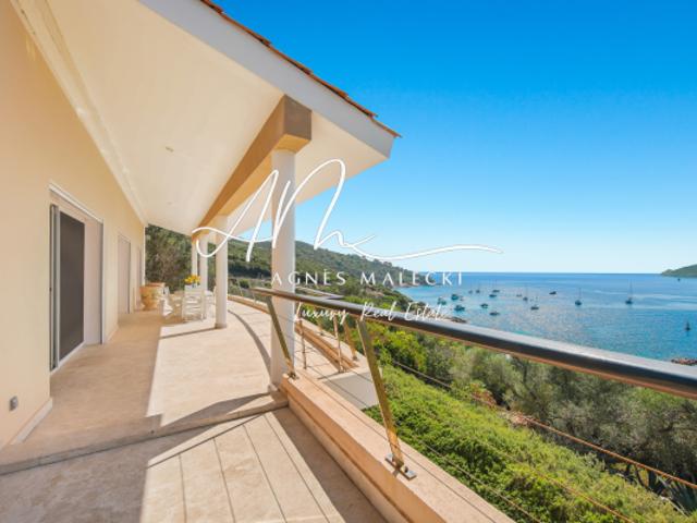 Maison vente à Arrondissement de Toulon, Hyères
