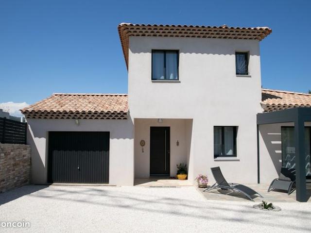 Maison vente à Carpentras, Travaillan