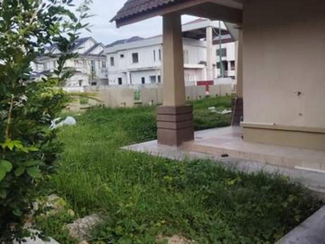 Bungalow for sale in Wellesley, Penang