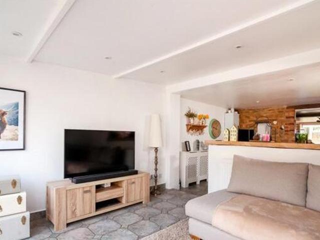 House for sale in Evershot, Oxfordshire
