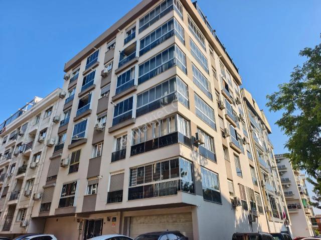 Dedebaşı Mahallesi, Karşıyaka içerisinde satılık mülk