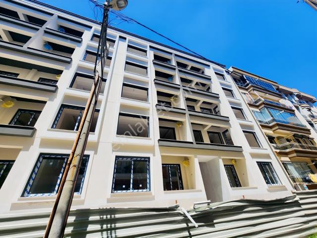 Karşiyaka, İzmir içerisinde satılık mülk