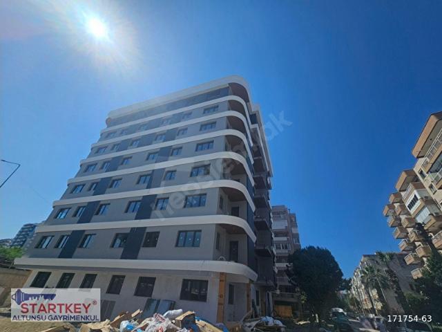 Dedebaşı Mahallesi, Karşıyaka içerisinde satılık mülk