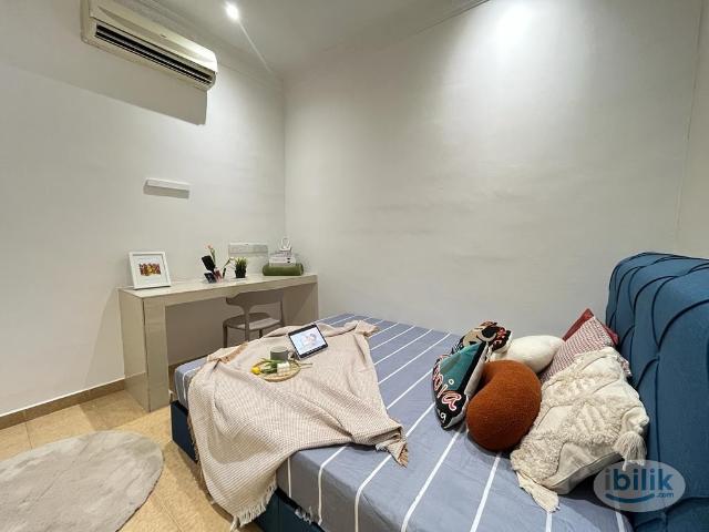 Room for rent in Taman Melawati, Selangor