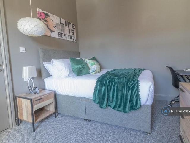 House for rent in Avenham, Preston