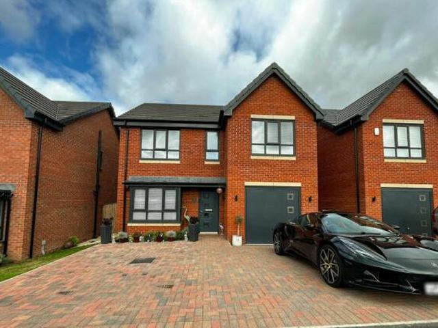 House for sale in West Yorkshire