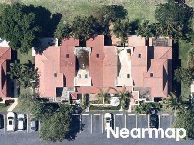 Townhouse for sale in Deerfield Beach, Florida