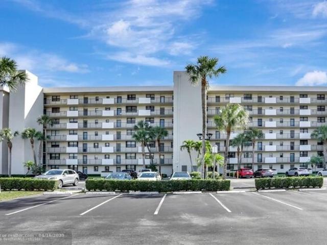 Condo for sale in Deerfield Beach