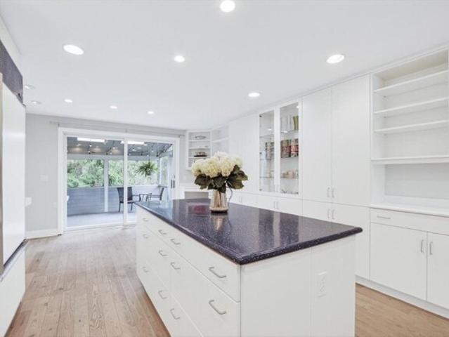 Condo for sale in Acton, Massachusetts