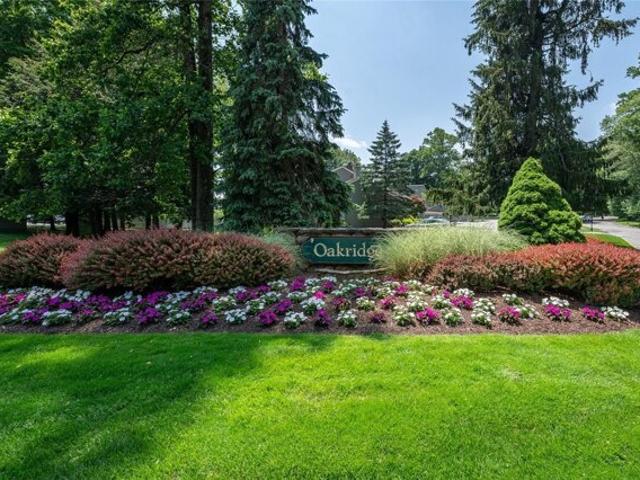 Condo for sale in South Salem
