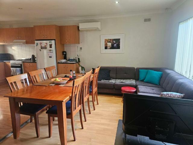 Room for rent in Camerons Creek, Victoria