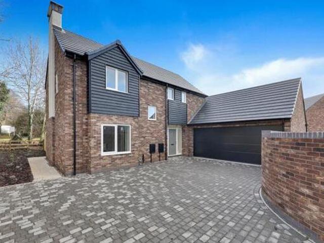 House for sale in Kedleston, East Midlands