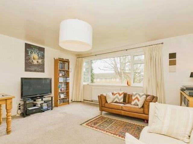 House for sale in Kingston Upon Thames, Greater London