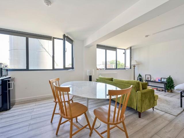 Studio for rent in London Borough of Merton, Greater London