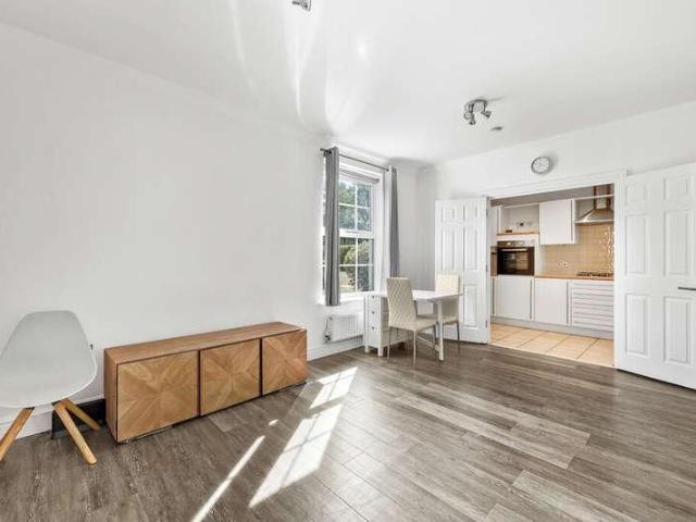 Apartment for rent in Waltham Abbey, Epping Forest