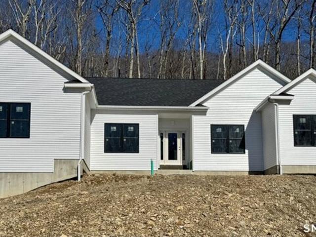 House for sale in Middlebury, Naugatuck Valley Planning Region
