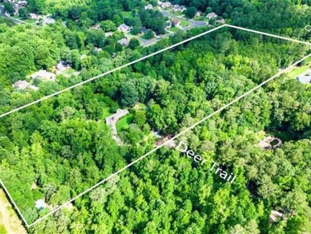 Land for sale in Stockbridge