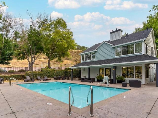 Apartment for rent in San Rafael, California