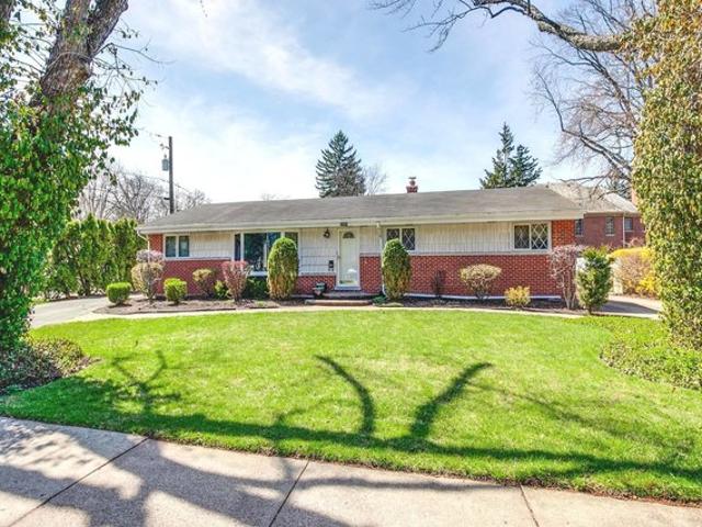 House for rent in Deerfield, Illinois