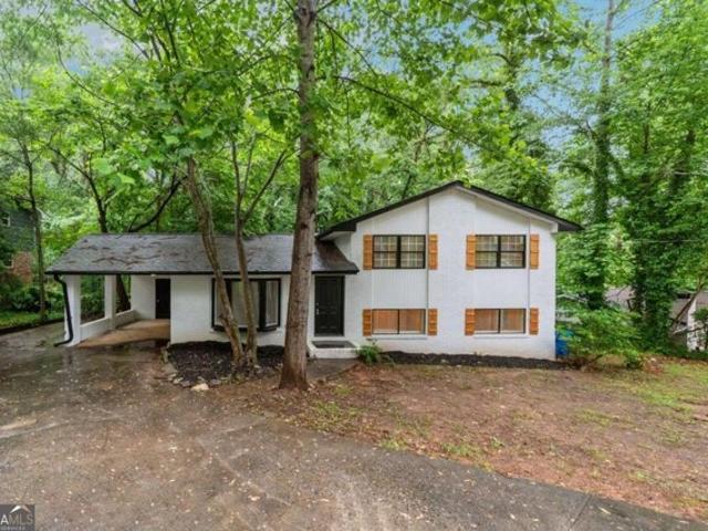 House for sale in College Park