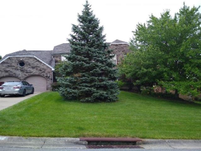 House for sale in Roselawn, Ohio