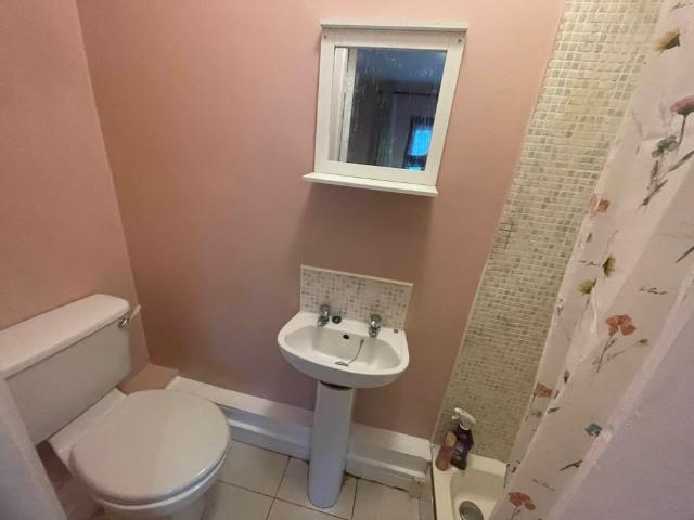 Apartment to rent in Bluebell, North Tipperary