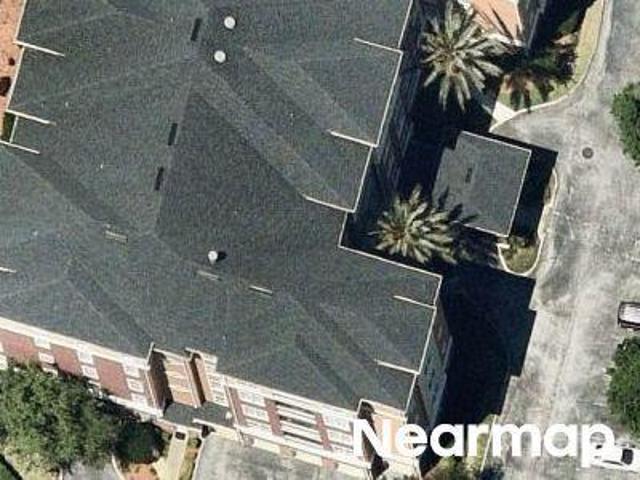 Condo for sale in Deerwood Place Condominiums, Jacksonville