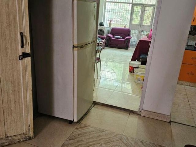 Flat for rent in Deri