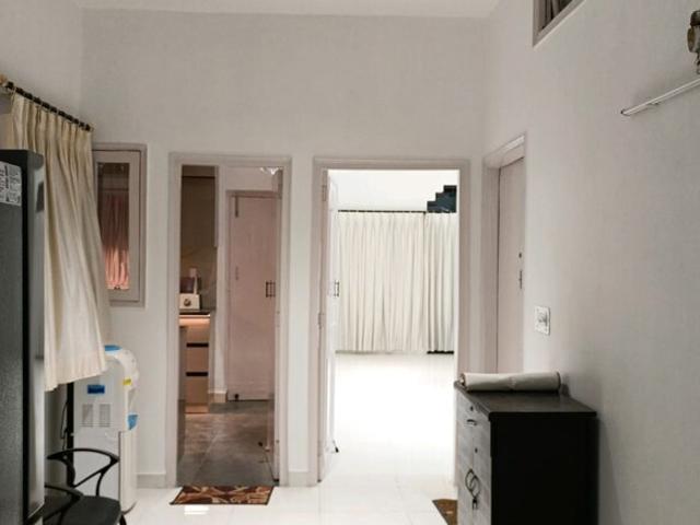Property for rent in Deri