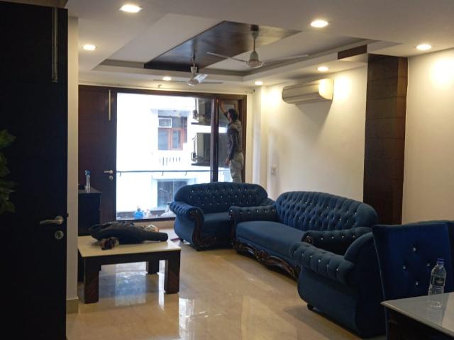 Property for rent in Deri