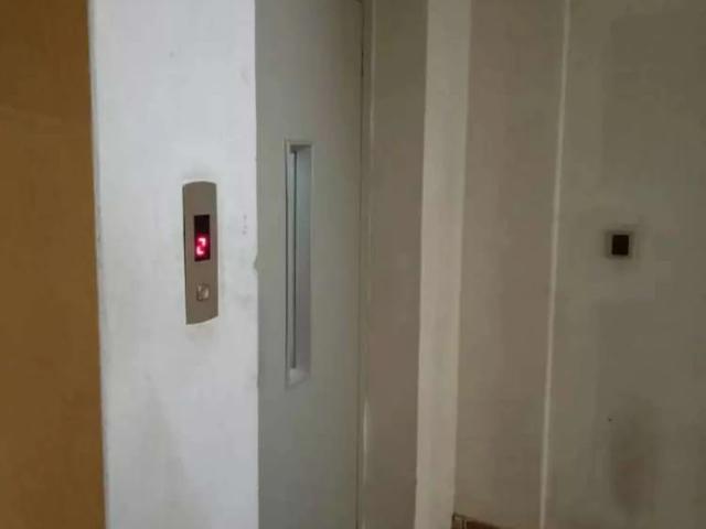 Commercial for rent in زمزمہ, کراچی ڈویژن